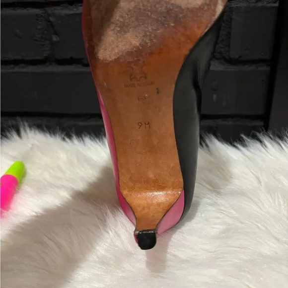 Evan Picone Black and Pink Women's Heels - Picture 15 of 15
